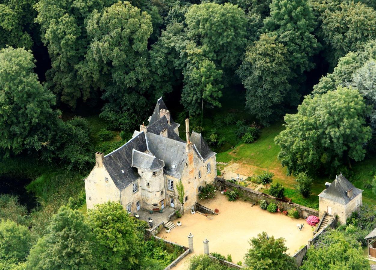 Manoir De Rouesse Laval (Mayenne) Exterior foto