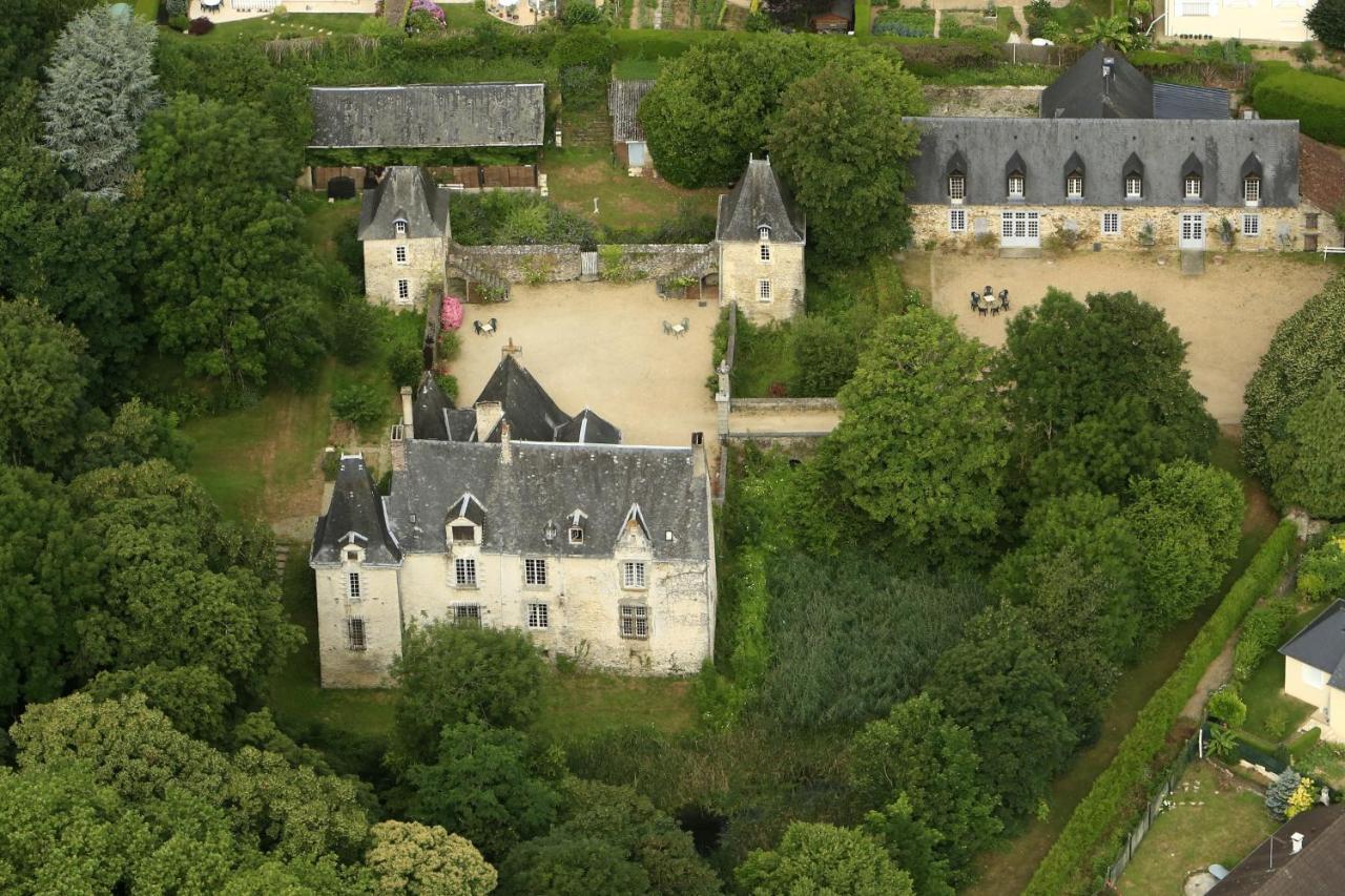 Manoir De Rouesse Laval (Mayenne) Exterior foto