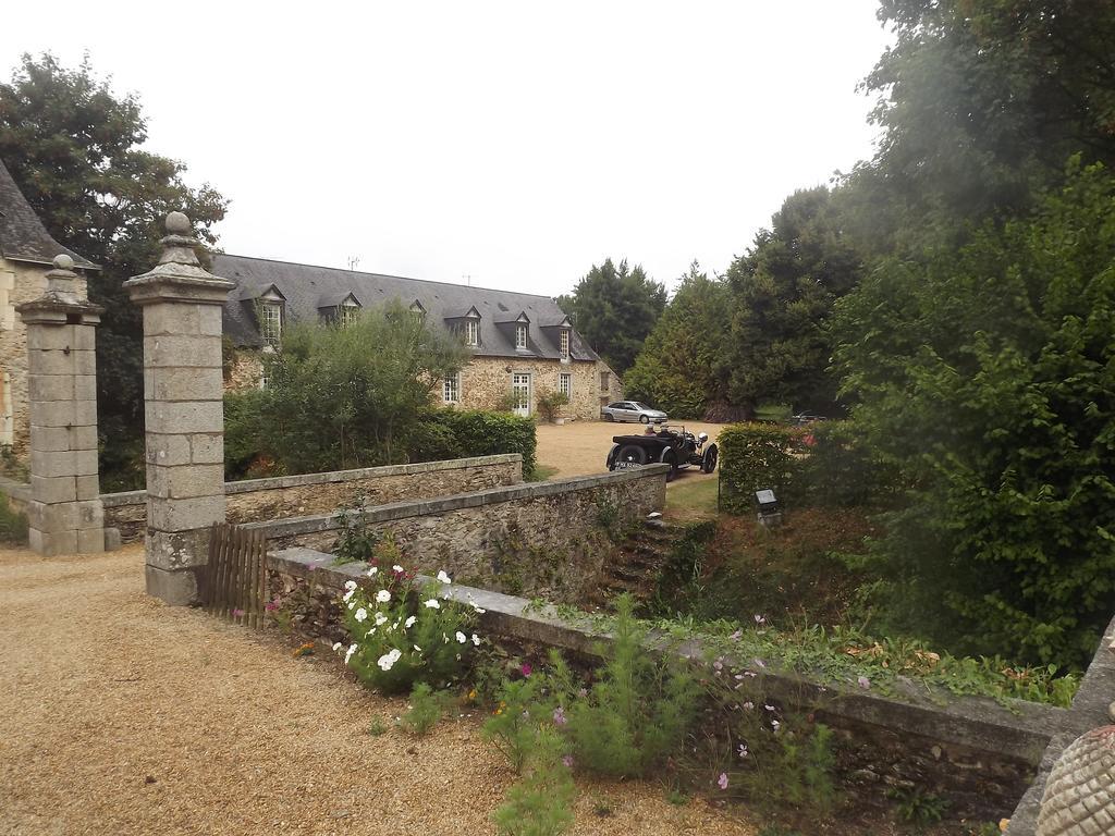 Manoir De Rouesse Laval (Mayenne) Exterior foto